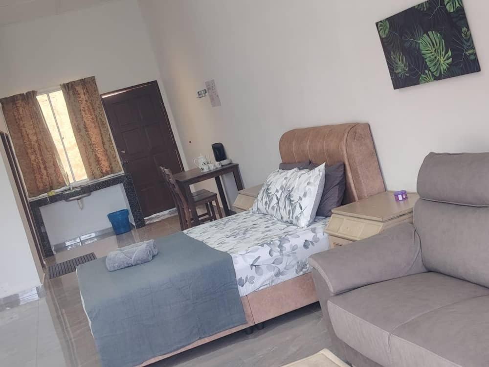 קואלה טהאן Belebar Studio Room Taman Negara Pahang Malaysia מראה חיצוני תמונה
